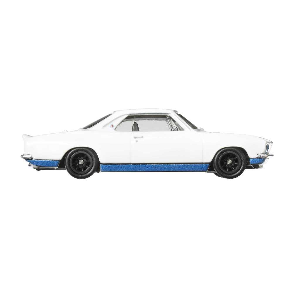 Hot Wheels Car Culture Circuit Legend 1:64 Chevy Corvair Yenko Stinger Die-Cast Car