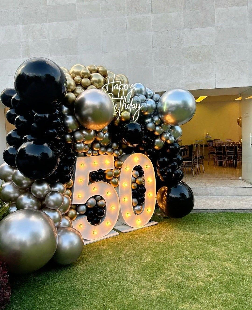 HOUSE OF PARTY Black and Gold Balloon Arch Kit - 5/10/12/18 Inch Latex Balloons for Anniversary, Graduation, Memorial Day Party Decor