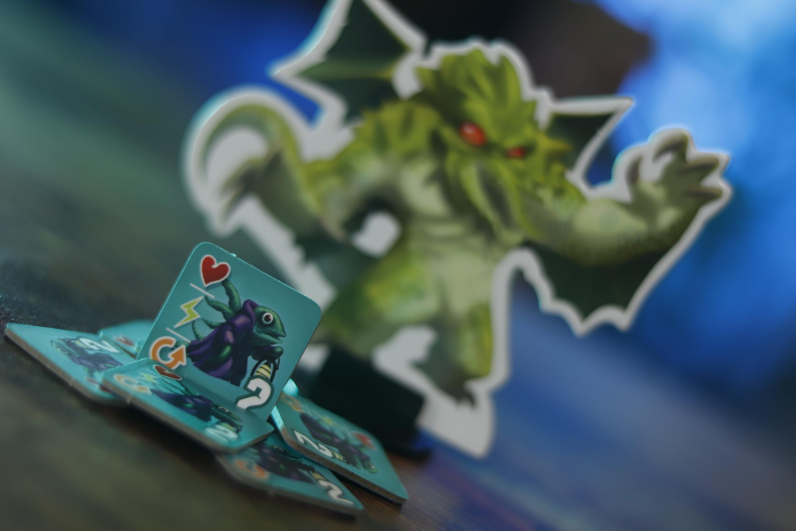 IELLO King of Tokyo Cthulhu Monster Game Pack – Expansion for King of Tokyo & King of New York