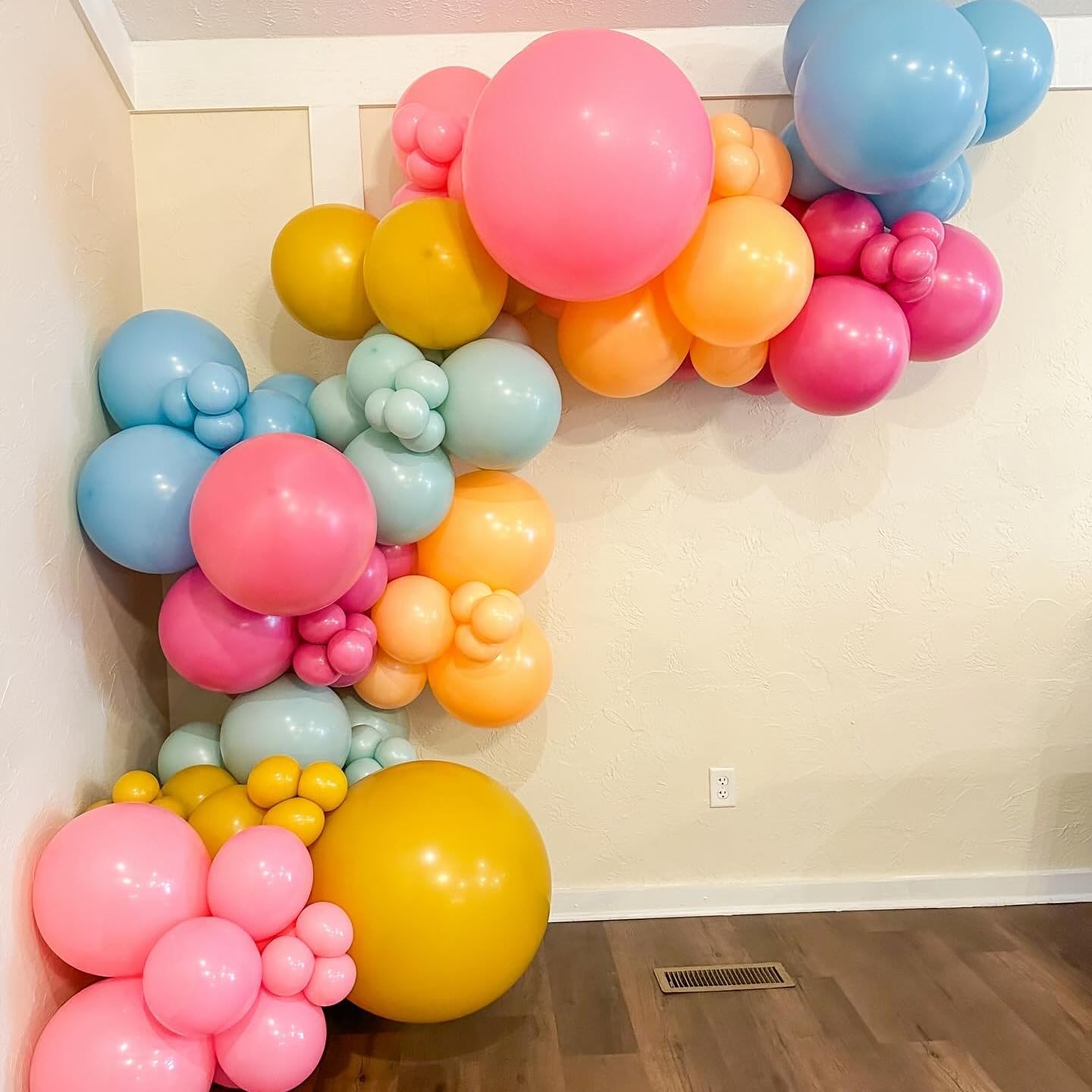 Jobkoo 135-Piece Spring Balloon Arch Kit – Pastel Candy Colors Pink Blue Purple Green Yellow for Baby Shower & Birthday Party