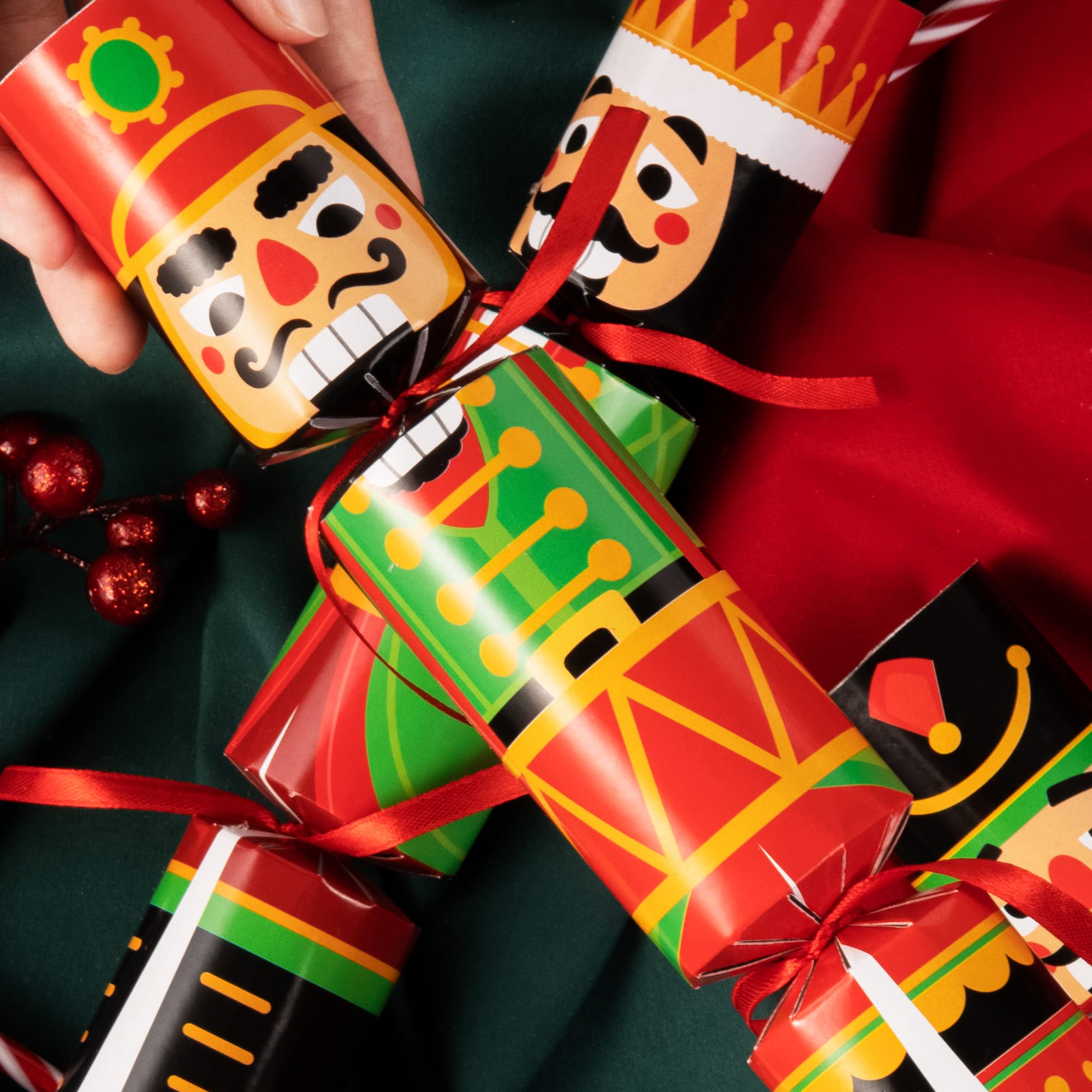 JOYIN 8-Piece Christmas No-Snap Party Favor Set – Nutcracker Style with Hats, Jokes, and Surprise Toys