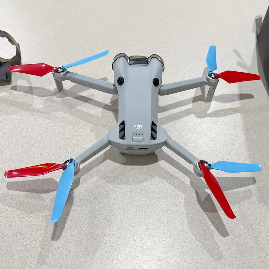 Master Airscrew Super Stealth Propellers - Red, Compatible with DJI Mini 4 Pro & Mini 3 Pro