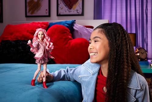 Mattel Disney Descendants: The Rise of Red Bridget Doll - Young Queen of Hearts with Movie Outfit & Cupcake Accessory