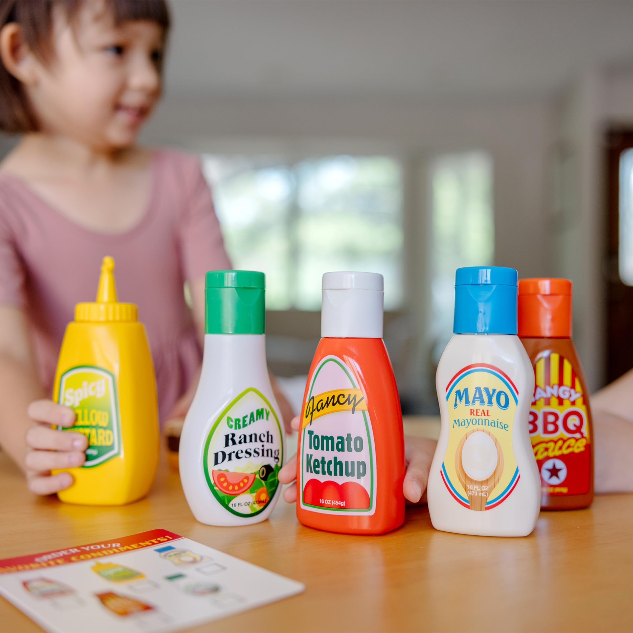 Melissa & Doug 5-Piece Pretend Play Condiments Set – Play Food with Squirt Feature