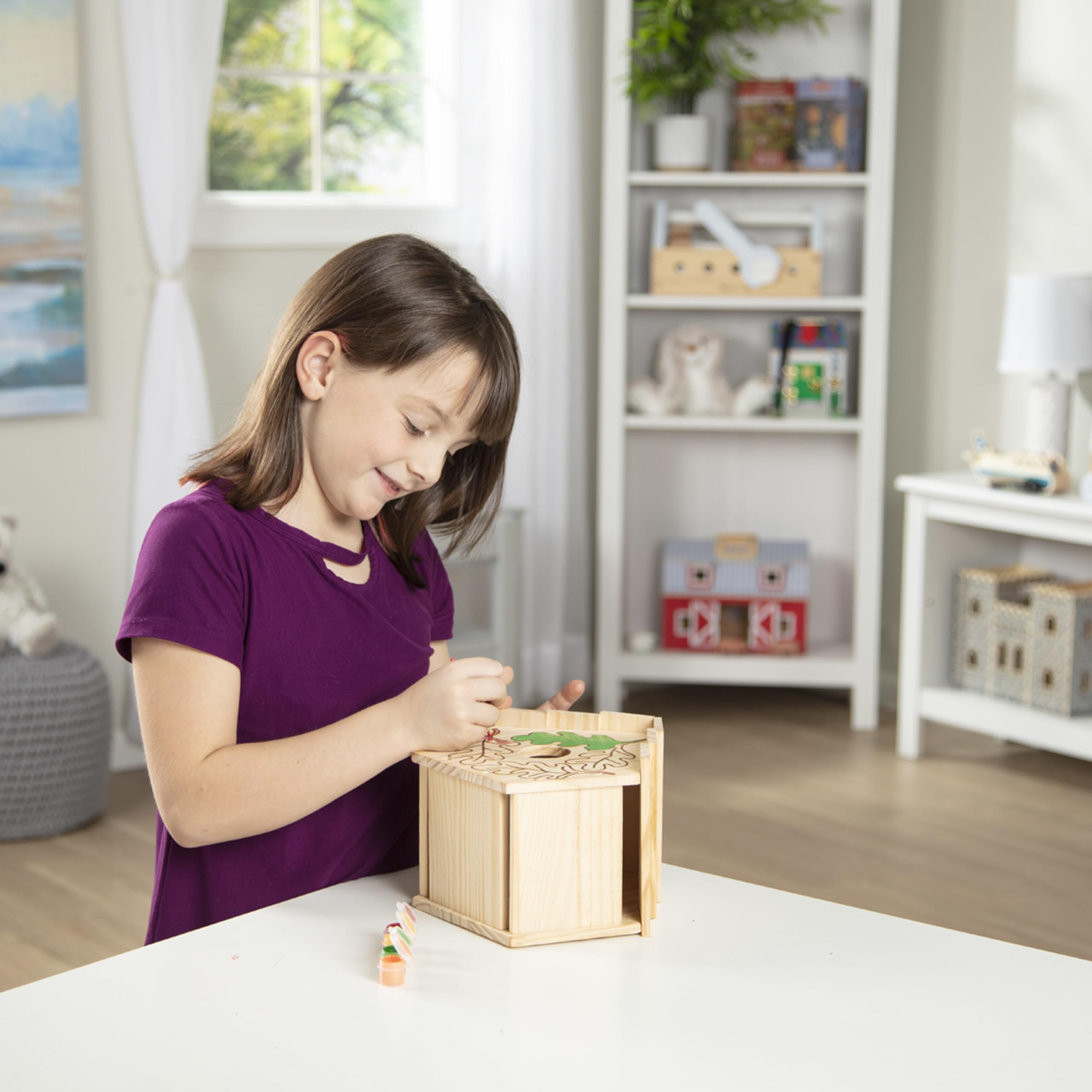 Melissa & Doug Created by Me! Birdhouse Kit – Build and Paint a Wooden Bird House for Kids Ages 4-7