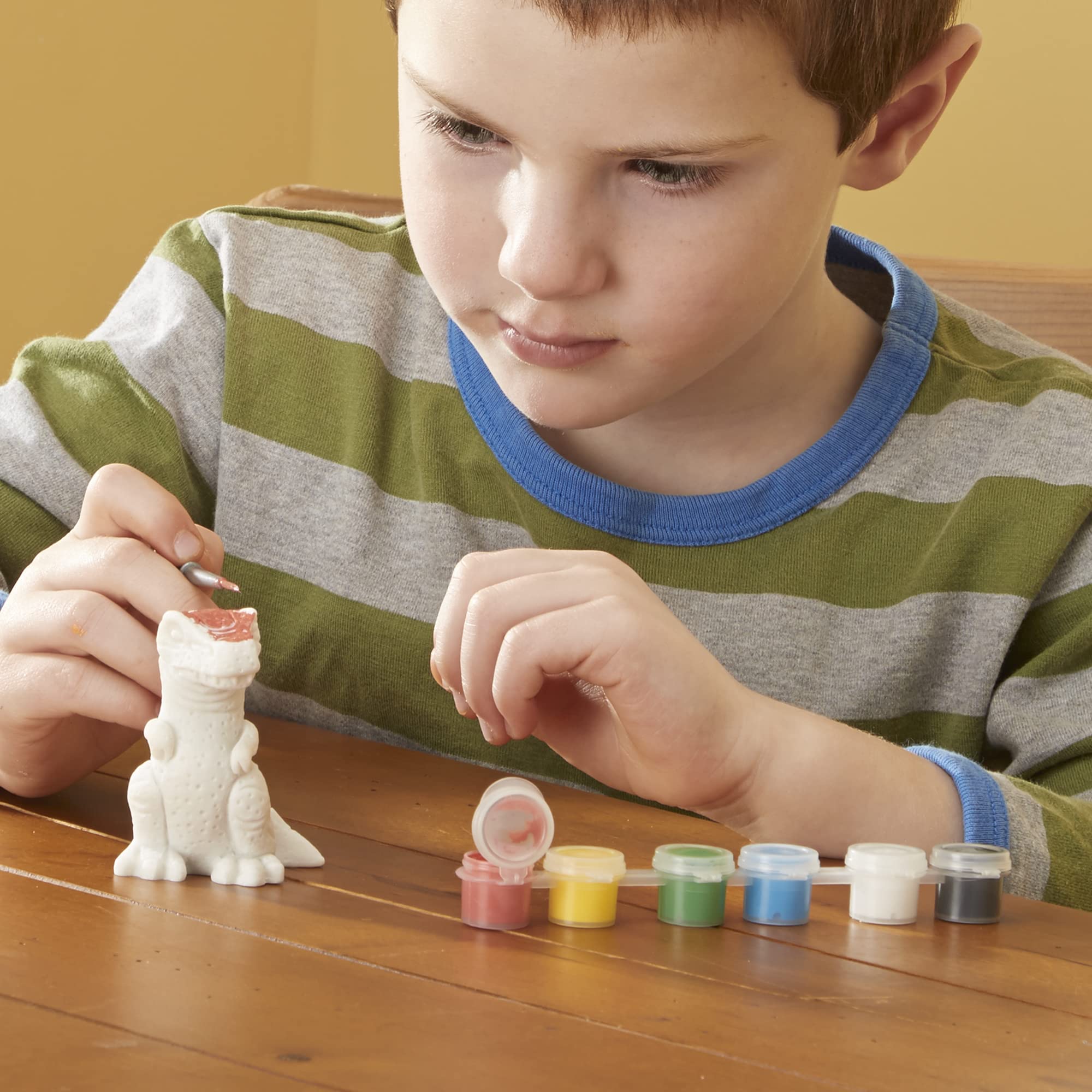 Melissa & Doug Dinosaur Figurines Craft Kit – Paint Your Own Resin Dinosaurs, Ages 8+