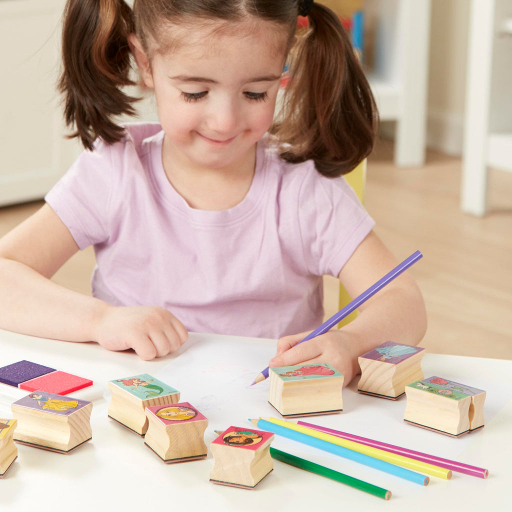 Melissa & Doug Disney Princess Wooden Stamp Set – 9 Stamps, 5 Colored Pencils, 2-Color Ink Pad, Washable & Non-Toxic, Ages 4+