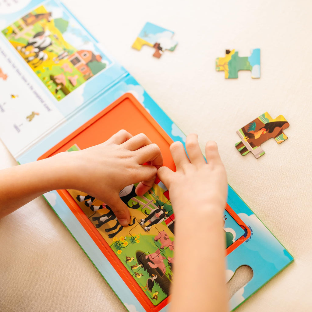 Melissa & Doug Magnetic Travel Puzzle Set – On the Farm (2 x 15 Pieces)