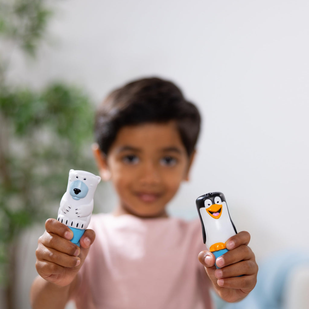 Melissa & Doug Sticker Wow! Winter Value Pack – Polar Bear & Penguin with 900 Stickers