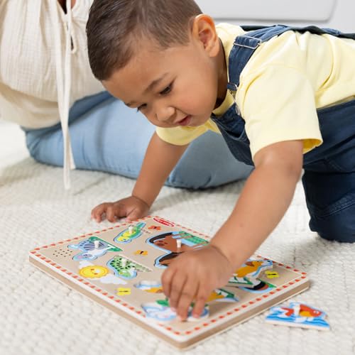 Melissa & Doug Zoo Pet Animals Sound Puzzle – 8-Piece Wooden Peg Puzzle with Light-Activated Animal Sounds for Toddlers Ages 2+