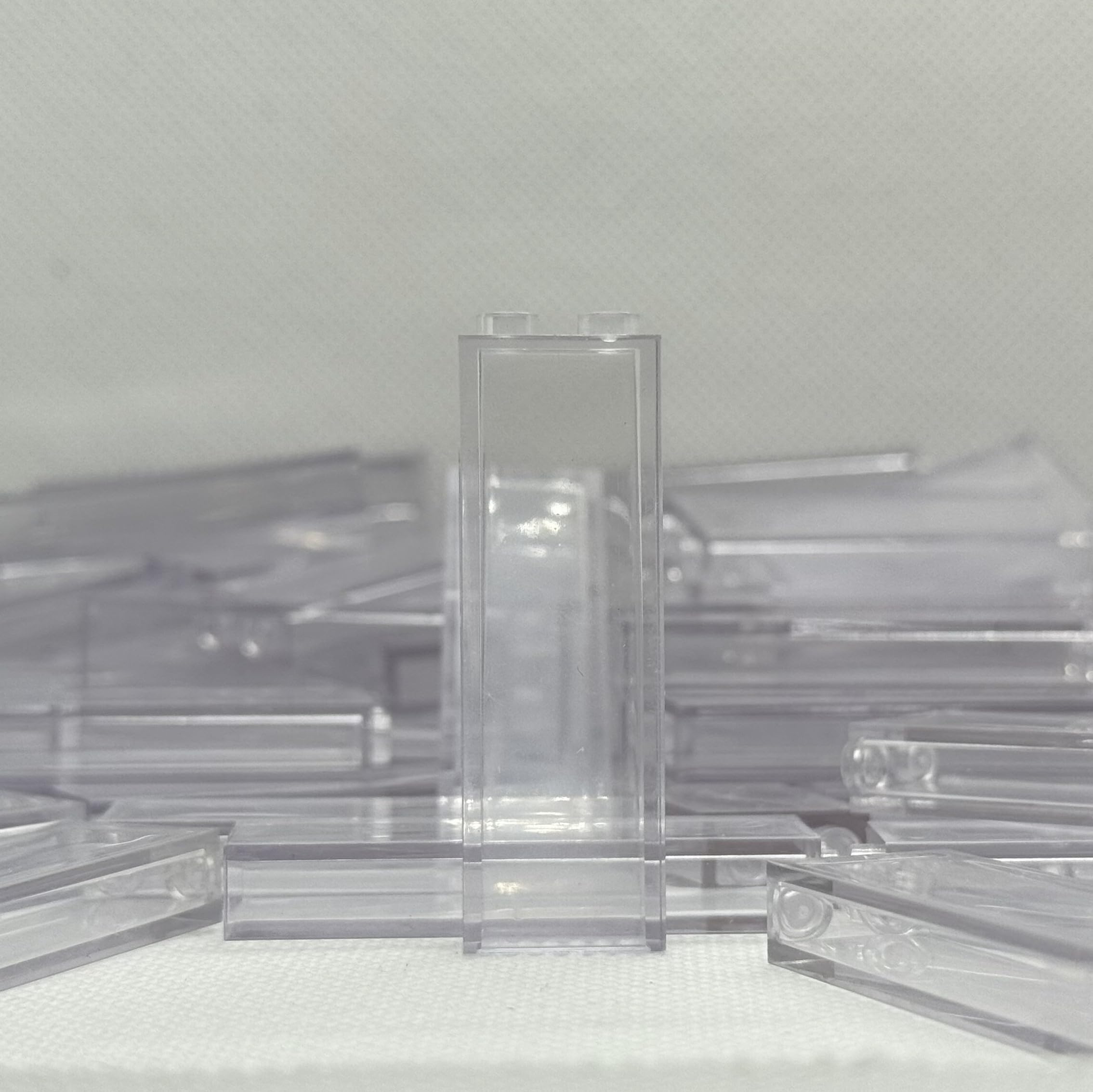 MOCSNAIL Classic 46212 Bulk Bricks - 50 Transparent Clear 1x2x5 Blocks Compatible with Major Brands