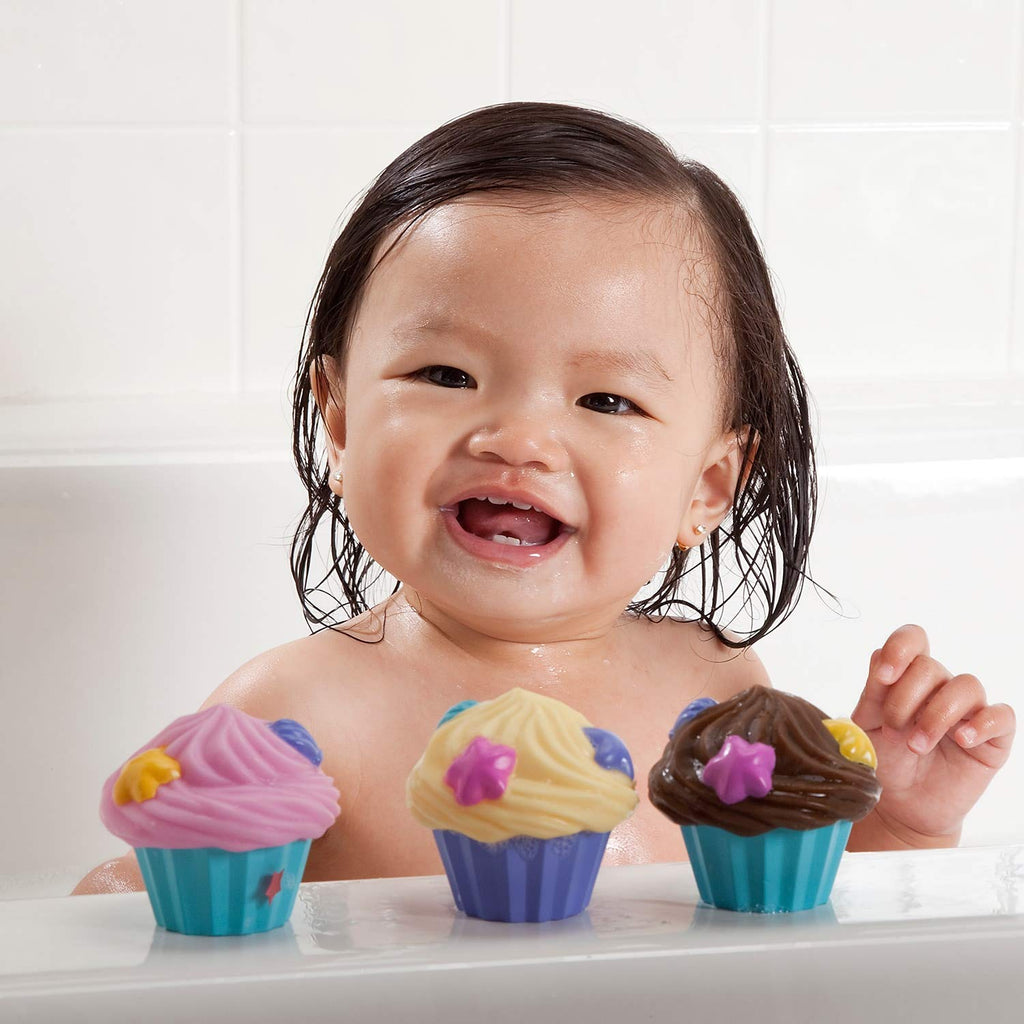 Munchkin Bath Tea and Cupcake Set – Toddler Bath Toys for Kids Ages 2+ : Fun Pretend Play with Squirting Cupcakes and Rattle Teapot
