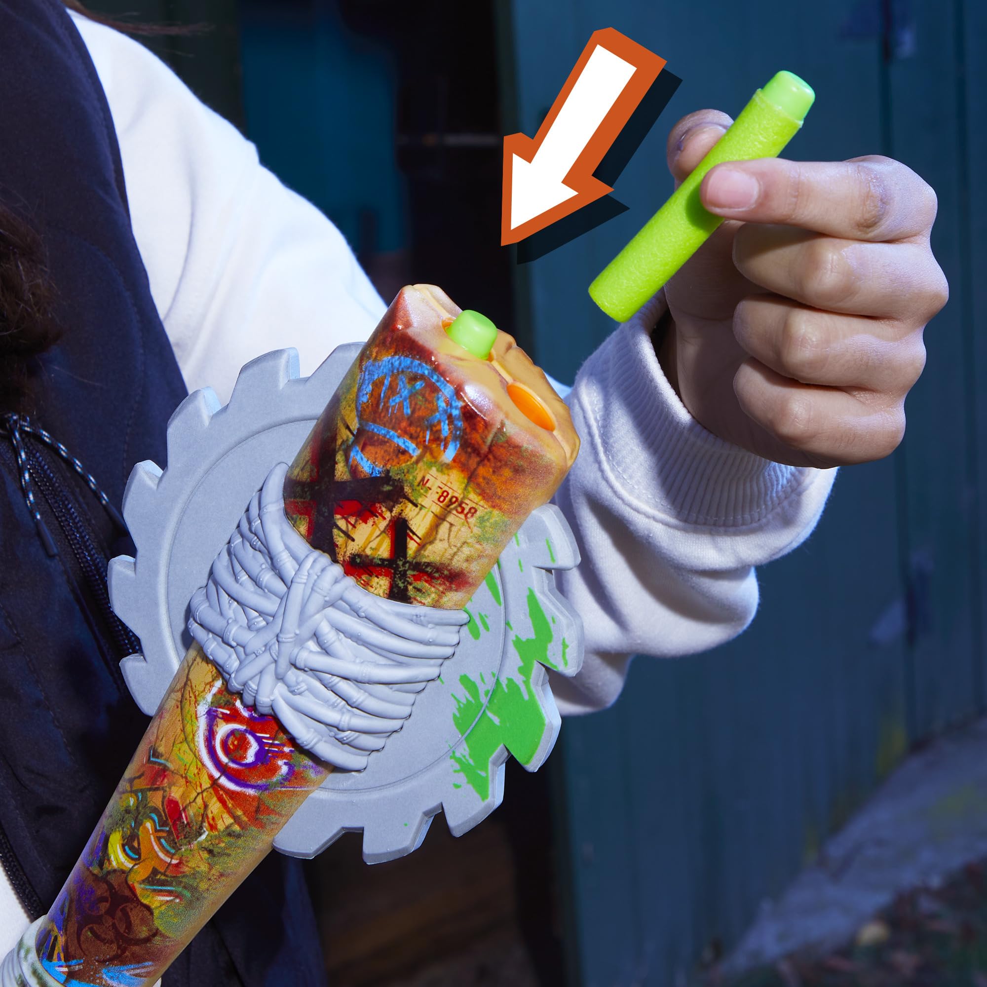 Nerf Zombie Strikeout Dart Blaster – 2-Dart Bat with 8 Elite Darts, Pull Back Priming, Ages 8+ (Amazon Exclusive)