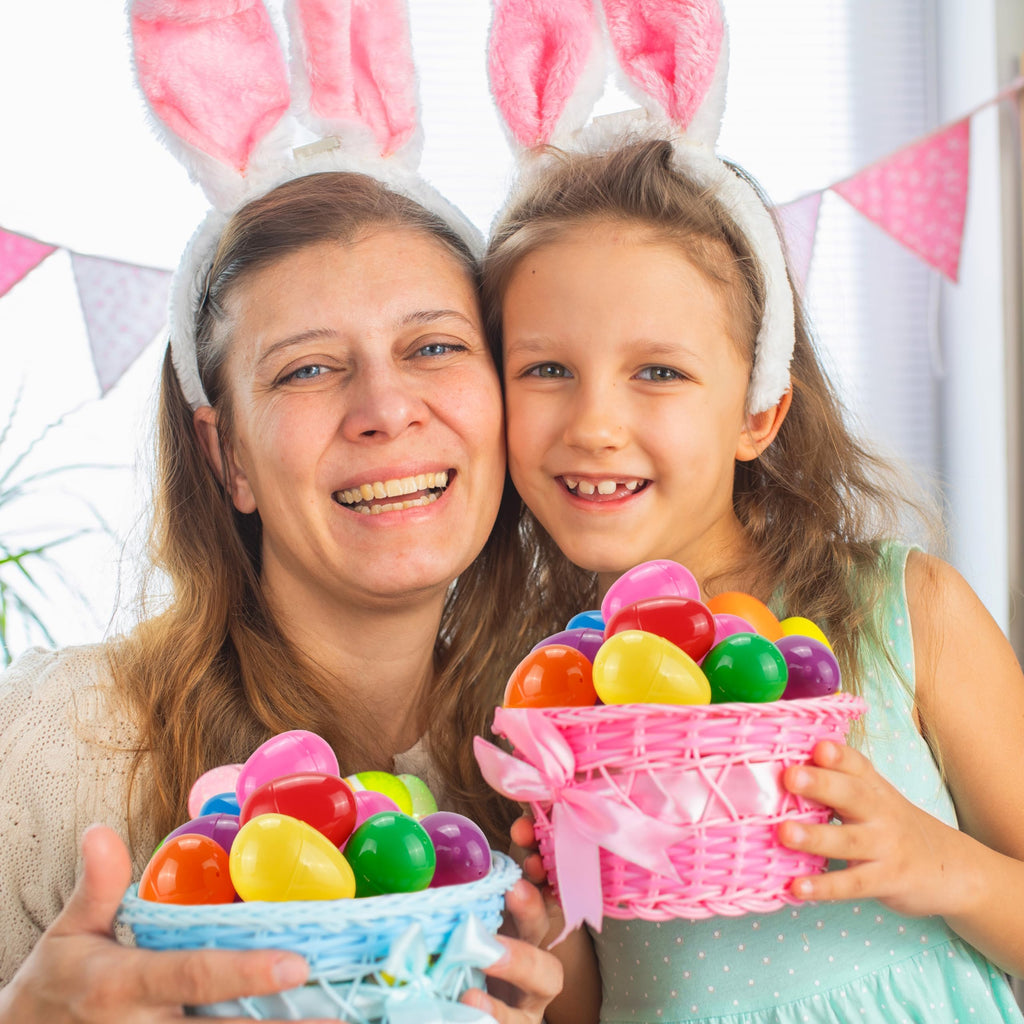 OCTERIC 120-Pack 2.3" Fillable Plastic Easter Eggs in 7 Colors for Egg Hunts, Party Favors, and Classroom Prizes