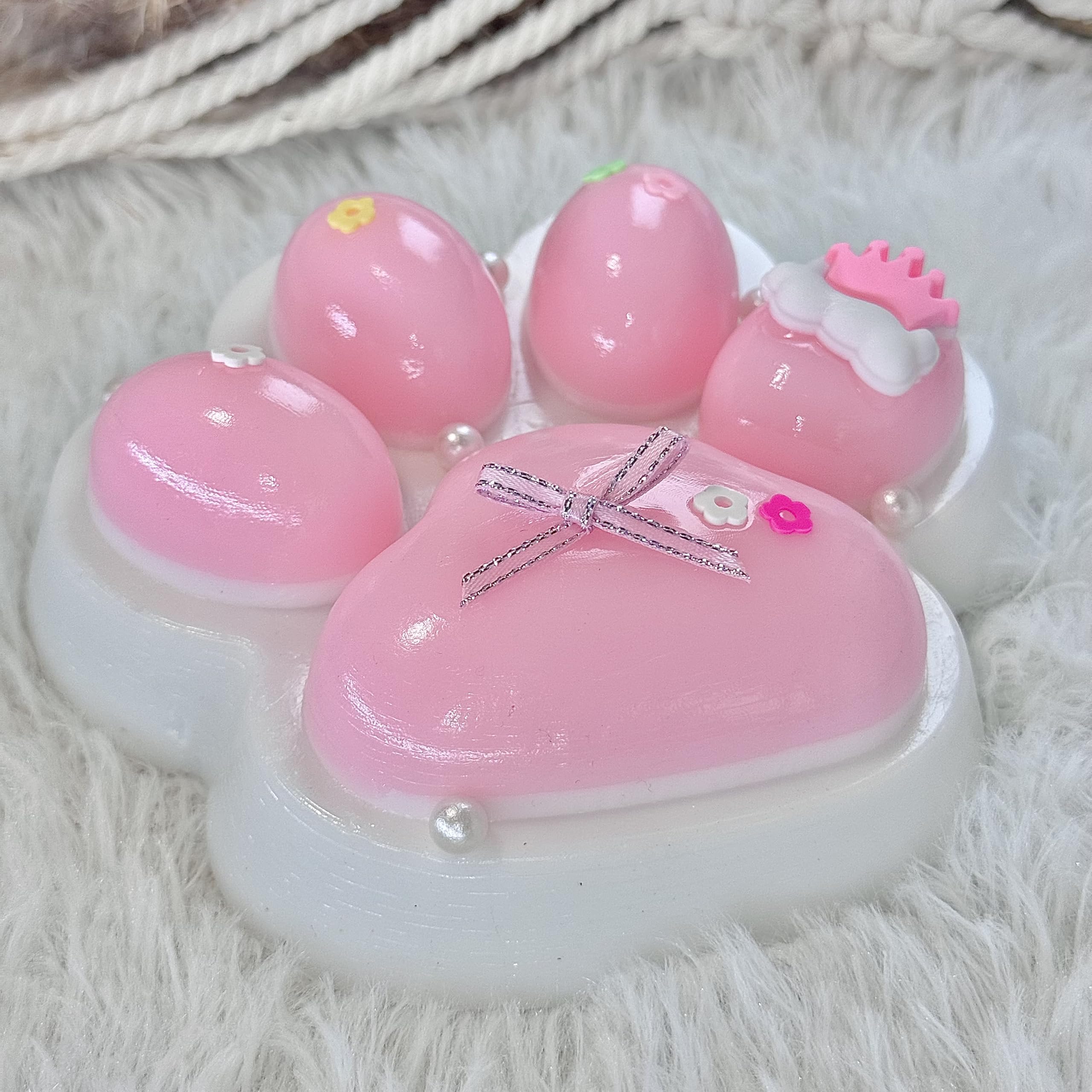 Pawfect Tail Big Taba Squishy Cat Paw – 5 Inch Large Pink & White Slow-Rising Stress Relief Toy