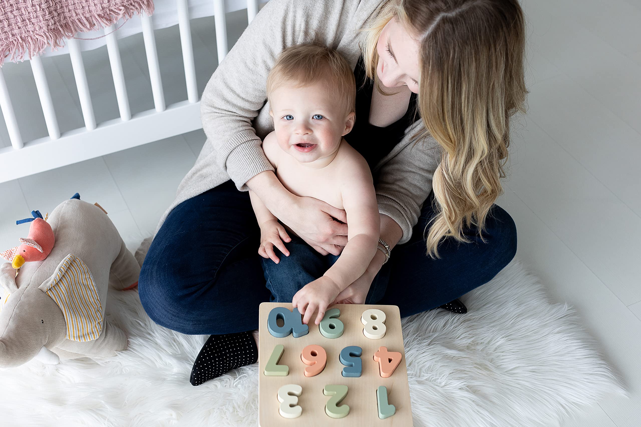 Pearhead Wooden Numbers Puzzle 1-10 Counting Toy for Toddlers, Montessori Educational Puzzle