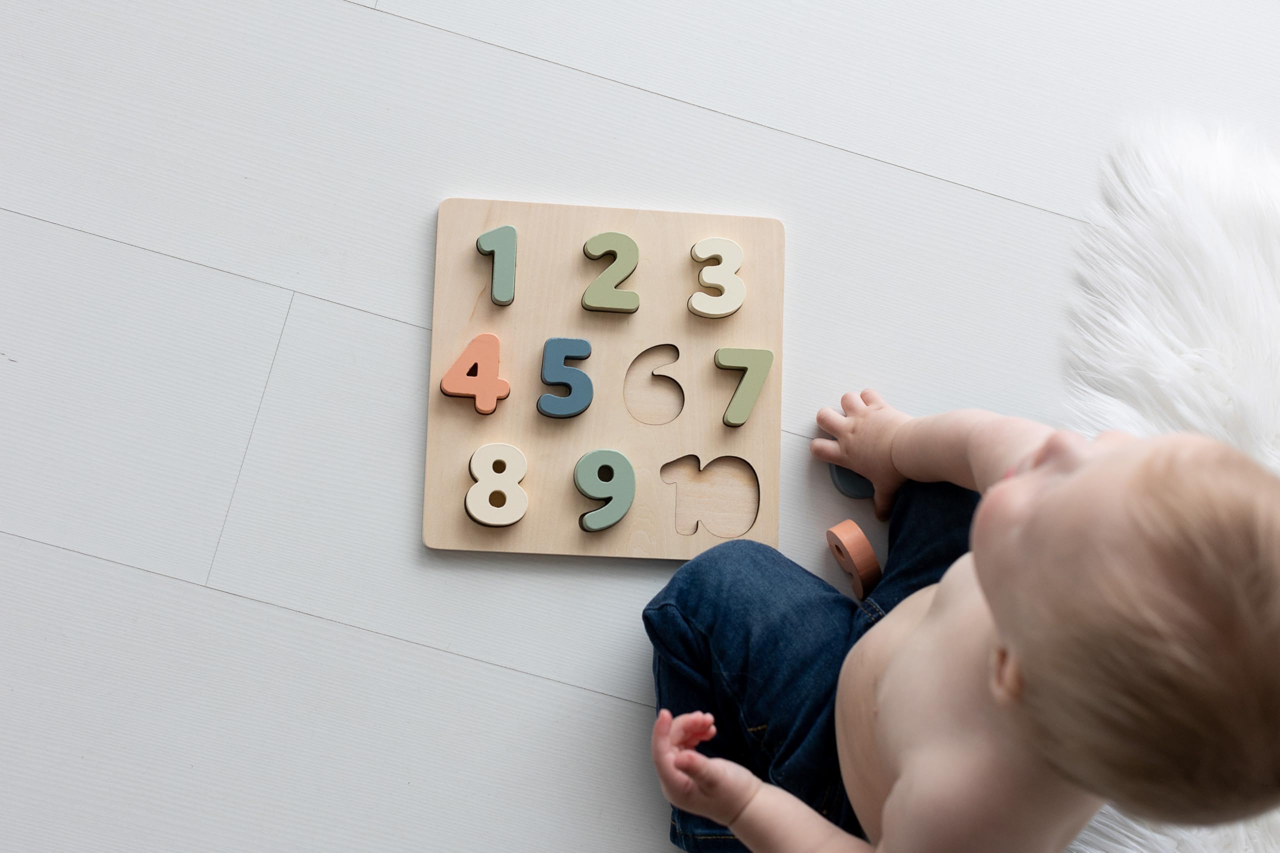 Pearhead Wooden Numbers Puzzle 1-10 Counting Toy for Toddlers, Montessori Educational Puzzle
