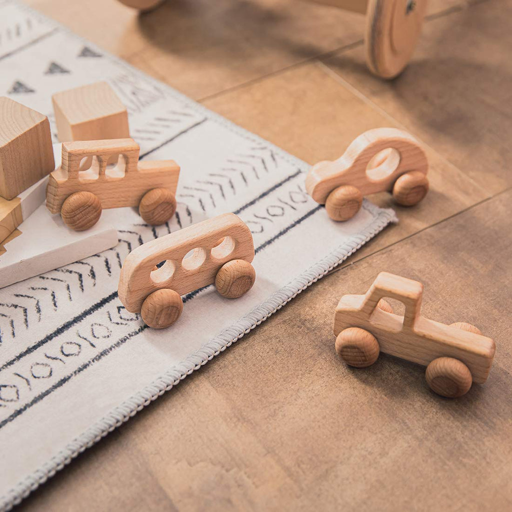 Promise Babe 2-Pack Wooden Truck Rattles – Natural Beech Teether Toy for Infants, Montessori Grasping Toy
