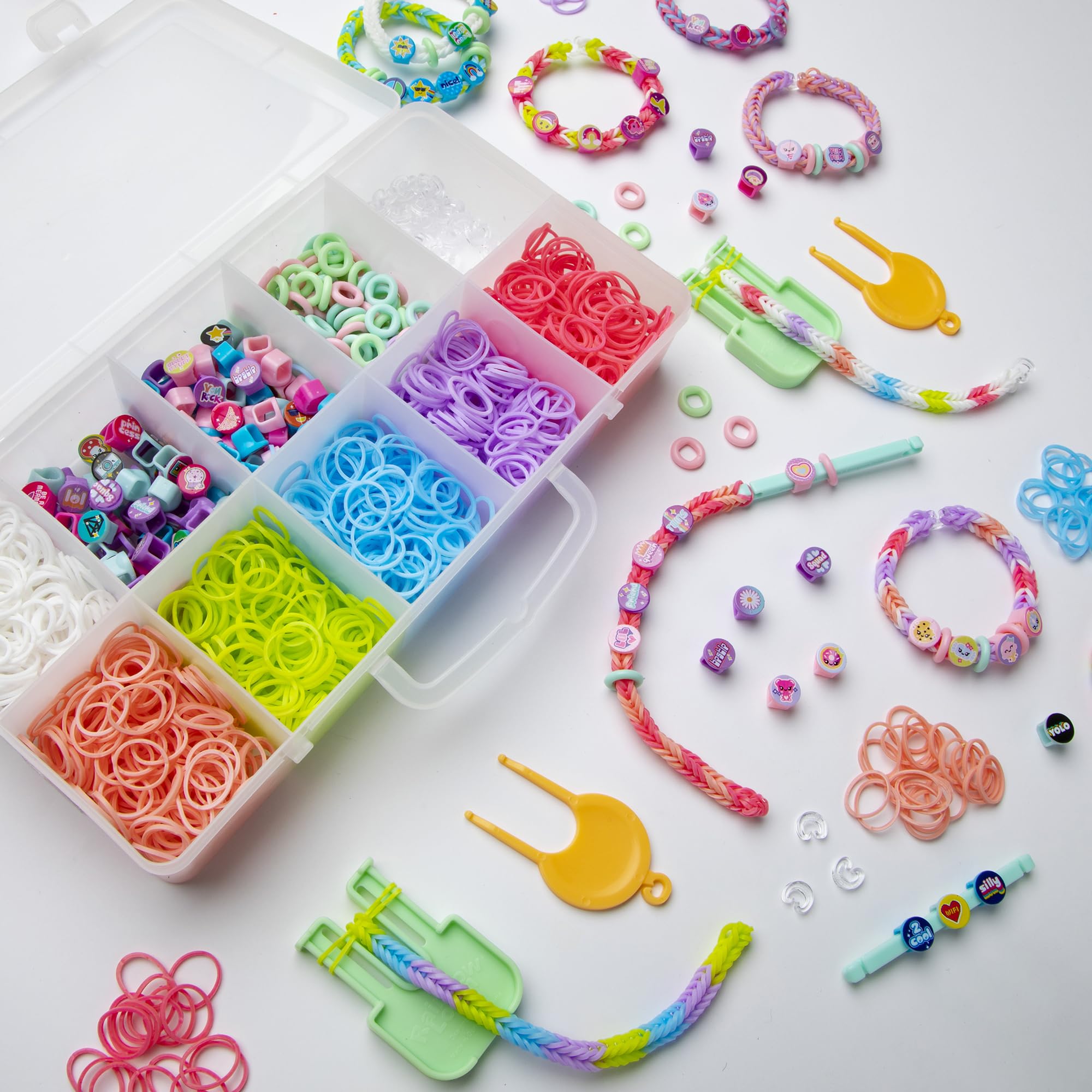 Rainbow Loom Beadmoji Mini Combo: Create Custom Bracelets with 1800 Bands & Themed Beads, Ages 7+
