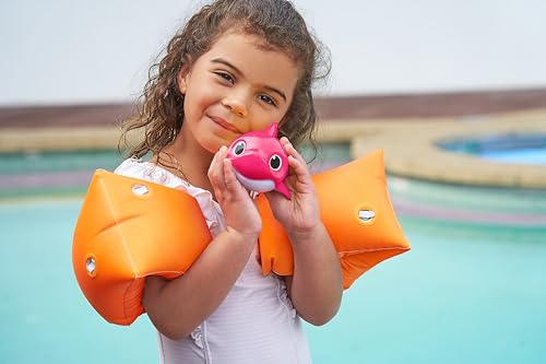 Robo Alive Junior Baby Shark Mommy Shark (Pink) Singing & Swimming Bath Toy by ZURU