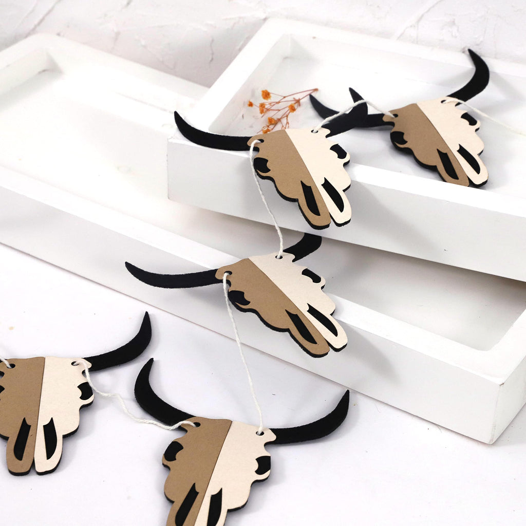Rodeo Bull Skull Banner - 7-Piece Western Cowboy Birthday Decoration