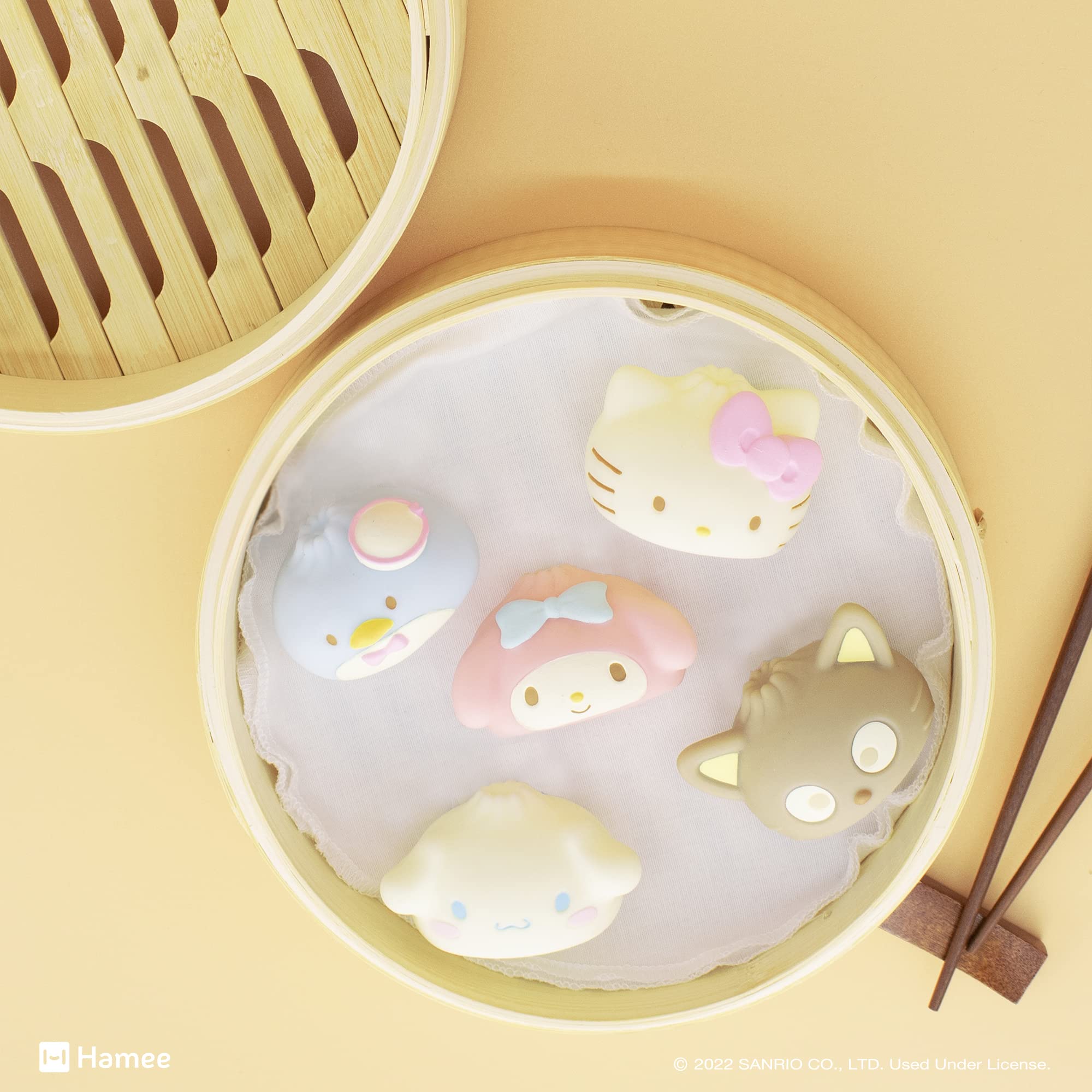 Sanrio Hello Kitty & Friends Steamed Bun Squishy Toy – Mystery Blind Capsule (1 Pack)