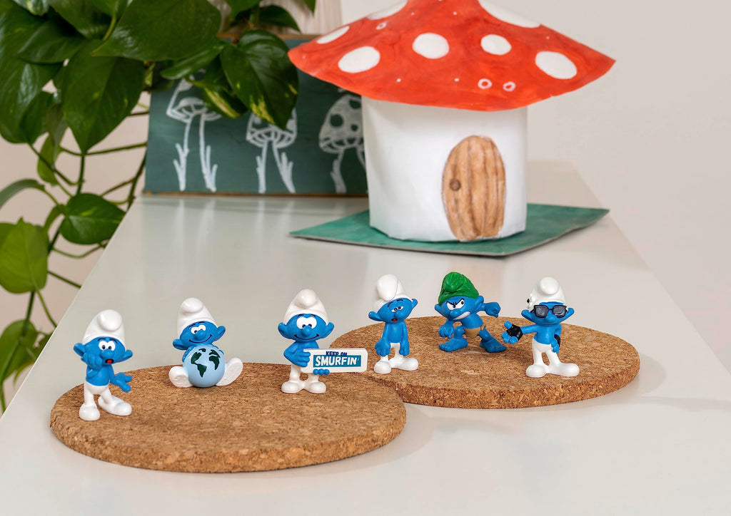 Schleich Smurfs Dimwitty Smurf Figure - Retro Collectible Toy Figurine