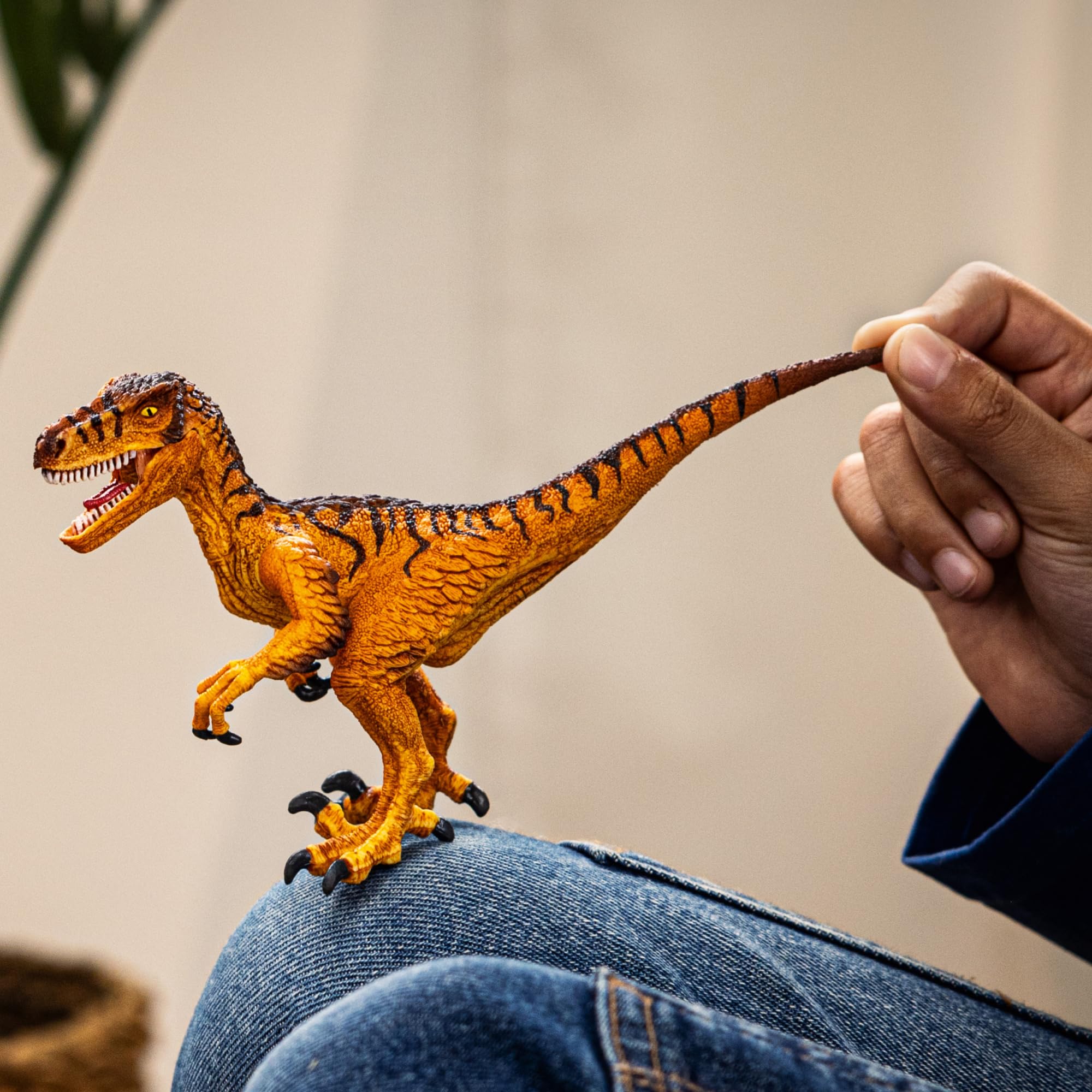 Schleich Velociraptor Dinosaur Toy - 7" Realistic Figurine with Movable Jaw, Ages 5+