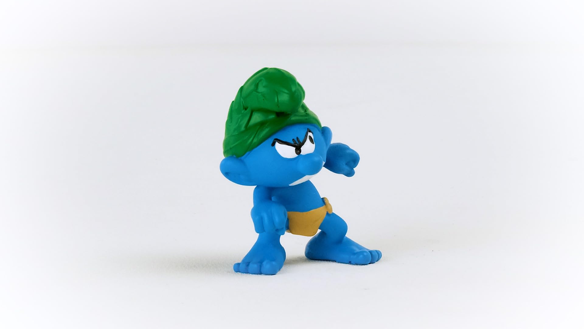 Schleich Wild Smurf Figure – Retro Collectible Smurfs Toy, Angry Expression