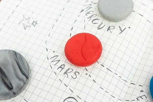 Suck UK Solar System Erasers – Set of 8 Mini Planet Erasers for Space Fans