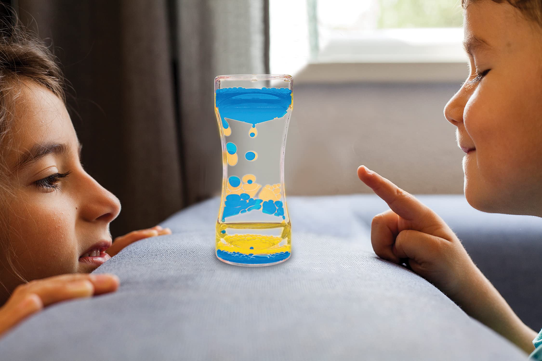 Teacher Created Resources Blue & Yellow Liquid Motion Bubbler - Calming Desk Toy for Mindfulness and Focus (TCR20965)