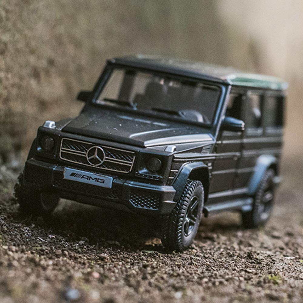TGRCM-CZ 1/36 Scale G63 G Wagon Pull Back Toy Car – Zinc Alloy Model with Opening Doors for Kids and Adults