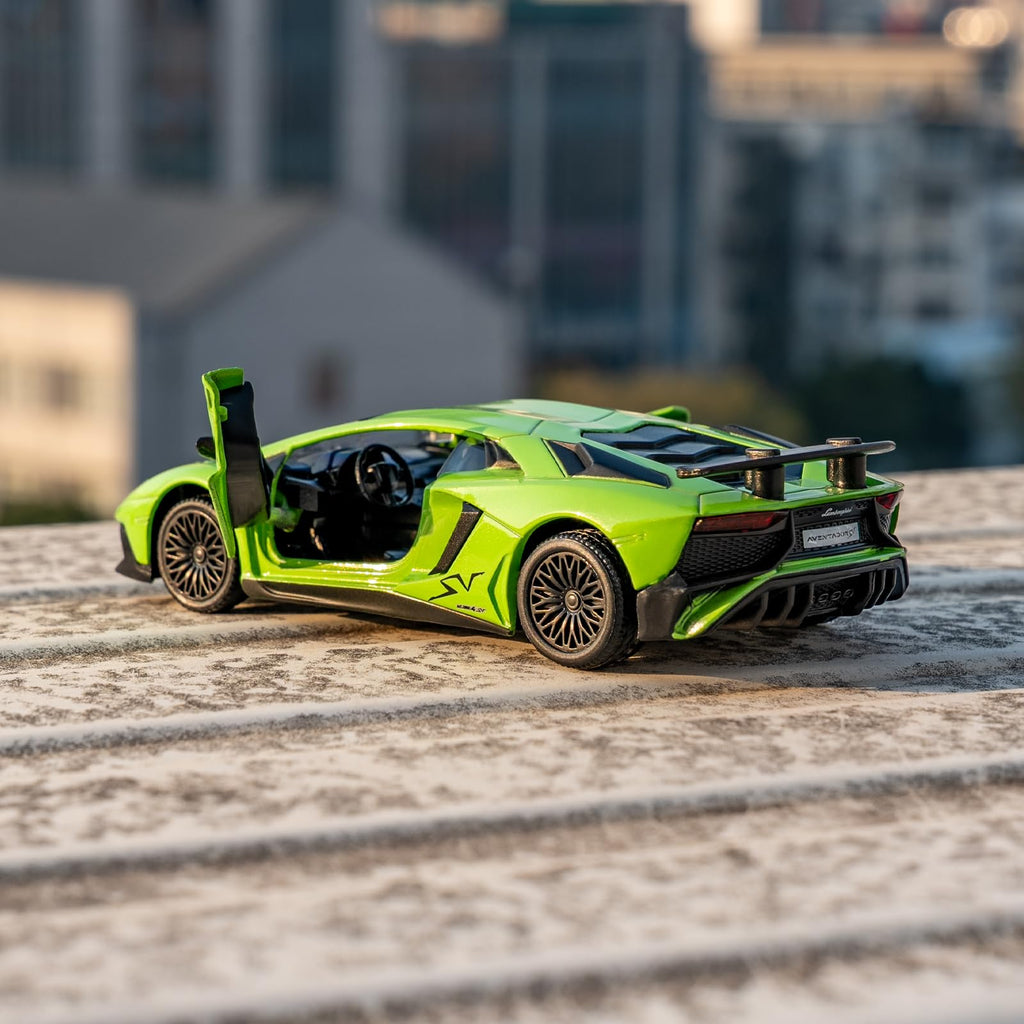 TGRCM-CZ 1/36 Scale Lamborghini Aventador LP700-4 Pull Back Toy Car, Green Zinc Alloy Model for Kids and Collectors