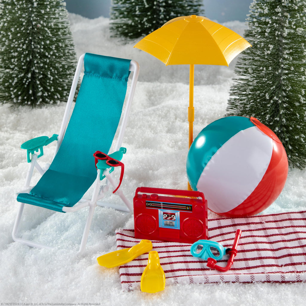 The Elf on the Shelf Beach Vacation Set – 8-Piece Beach Accessories for Scout Elf (Ages 3+)