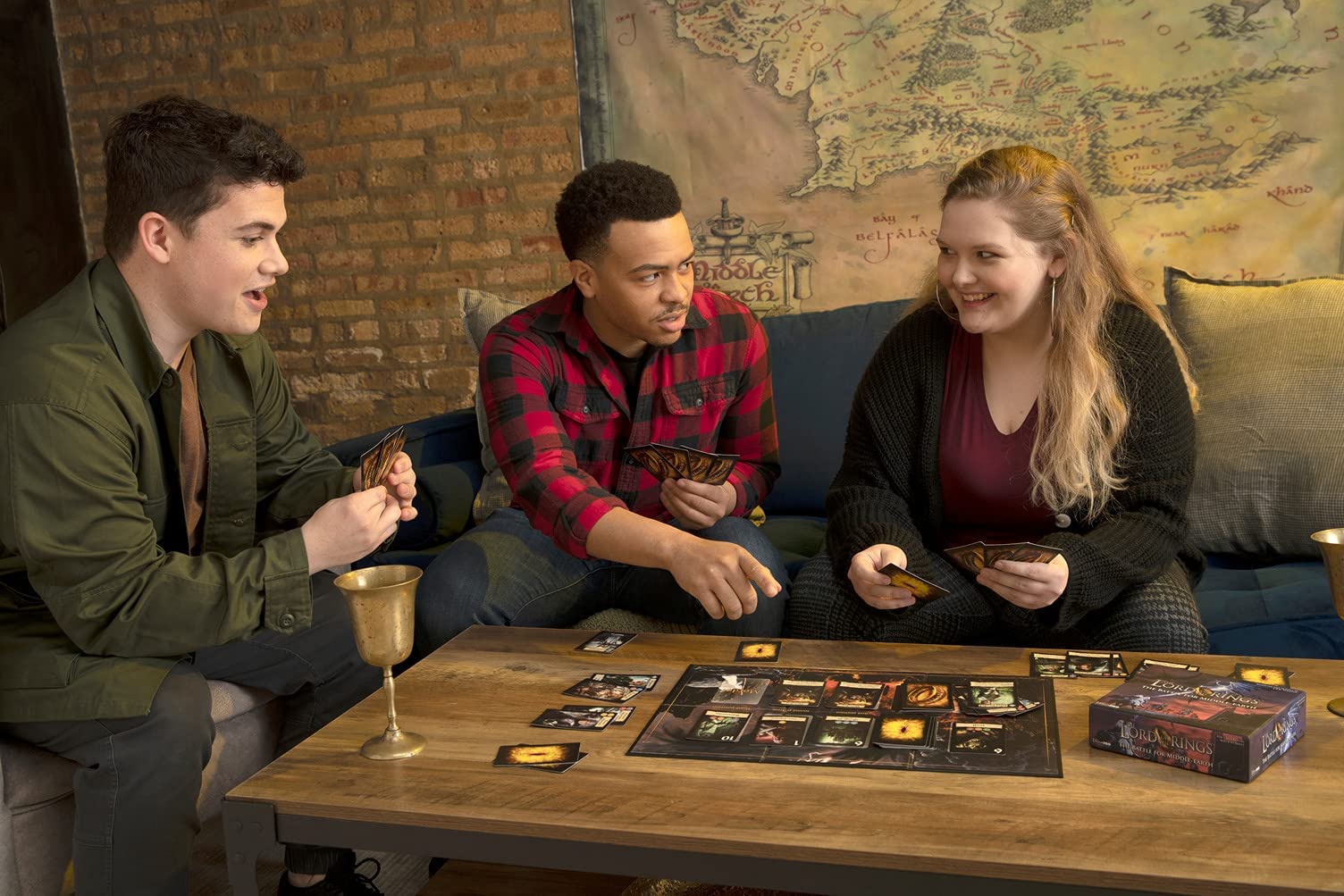 The Lord of the Rings: The Battle for Middle-earth Card Game – Build Fellowships, Defeat Mordor, 2-4 Players, 15 Min Playtime, Ages 8+