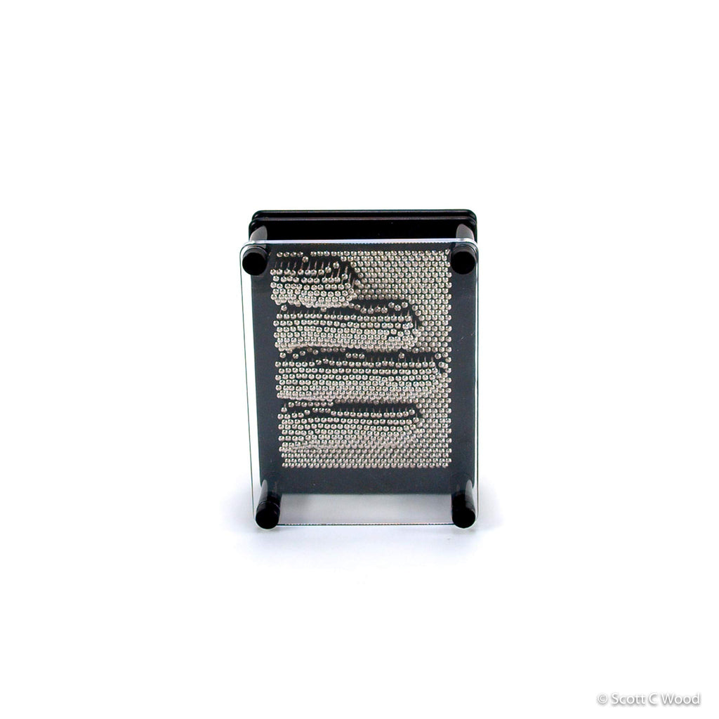 Toysmith Pin Art – 3D Fidget Desk Toy, Black Frame, 3.75 x 5 Inches