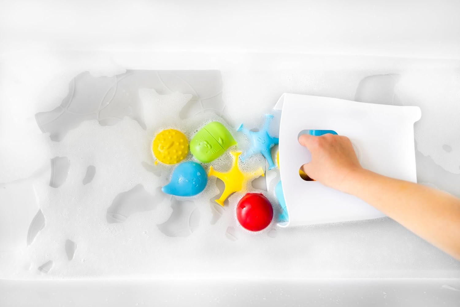 Ubbi Freestanding Bath Toy Organizer with Removable Drying Rack and Scoop, Gray