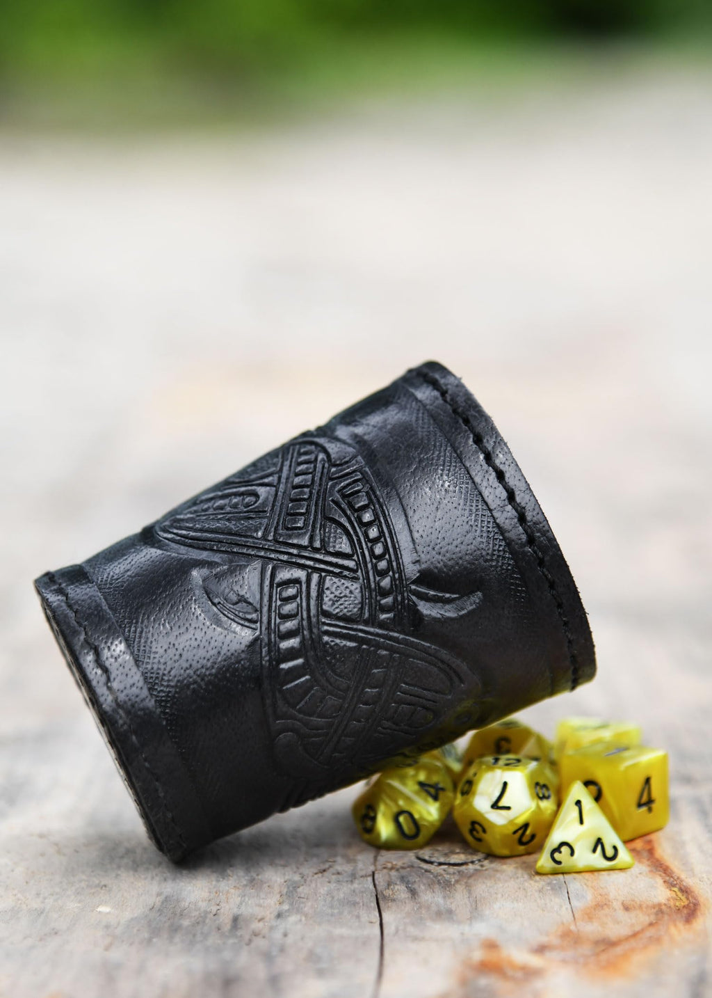 Ulfberth Viking Dice Cup – Genuine Buffalo Leather with Embossed Jelling Motif (Black)