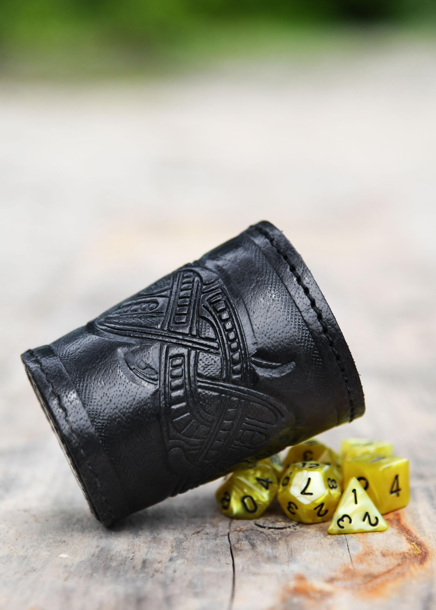 Ulfberth Viking Dice Cup – Genuine Buffalo Leather with Embossed Jelling Motif (Black)
