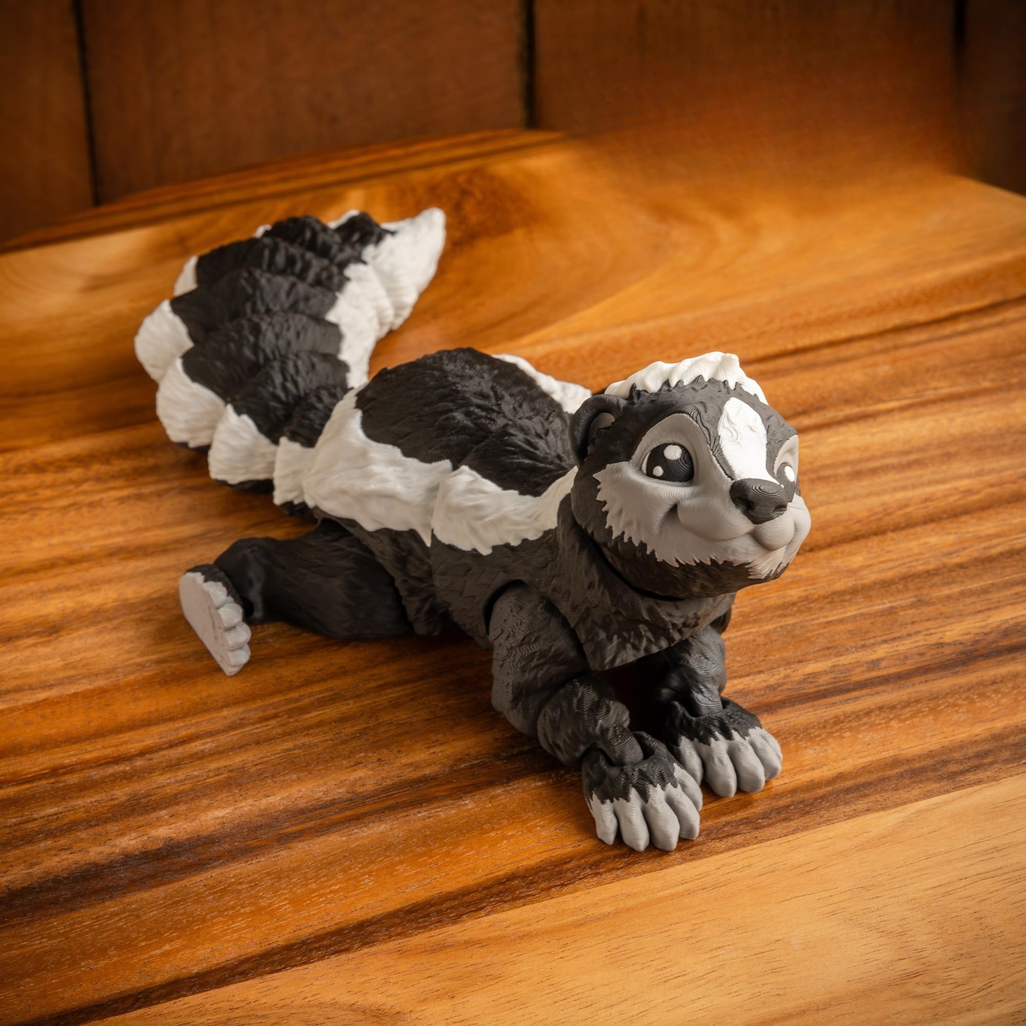 VUNDO 3D Printed Articulated Skunk Fidget Toy – 6-Inch Grey Flexible Desk Decoration