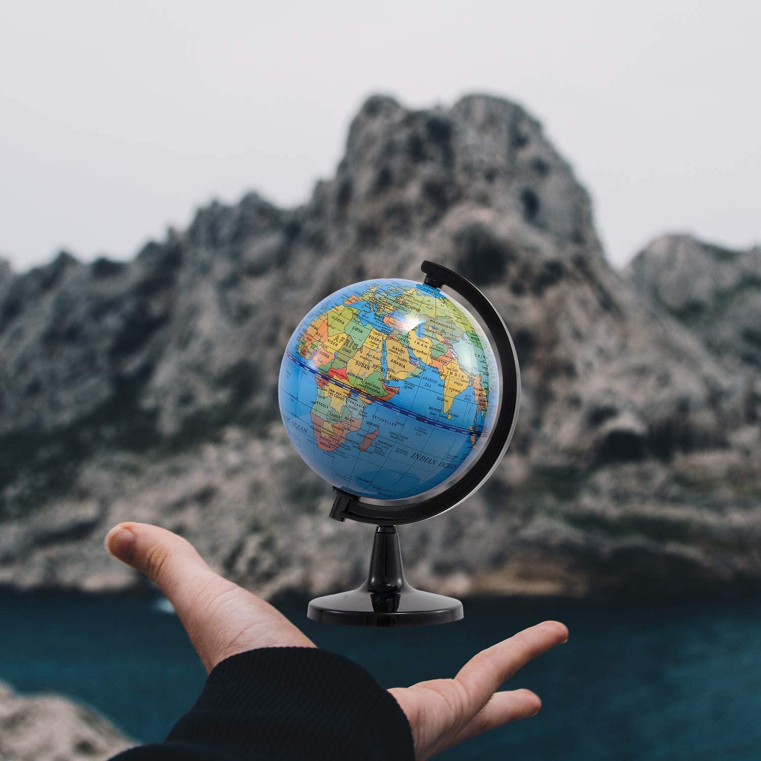 Wizdar 4 Inch Mini World Globe – Educational Rotating Globe for Kids, Classroom, Desk Decor