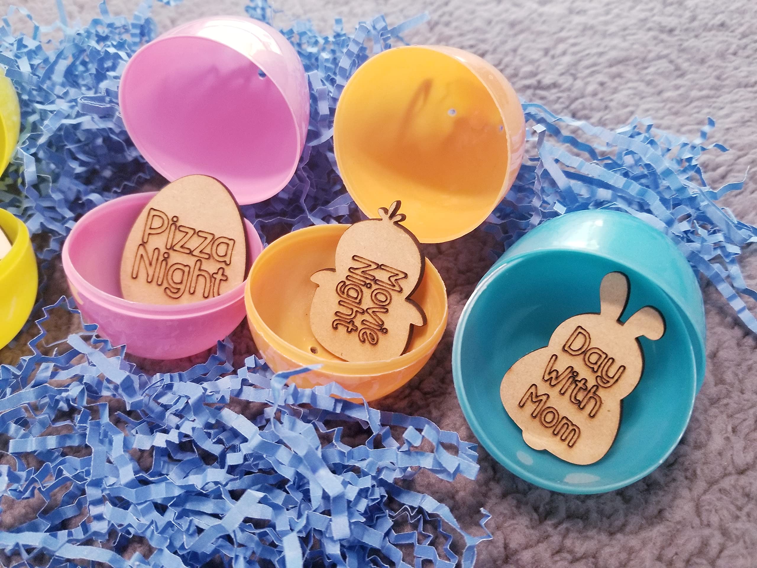 Wooden Easter Egg Tokens 30ct with Gift Bag – 6 Shapes, 30 Engraved Sayings, Custom Personalization Available