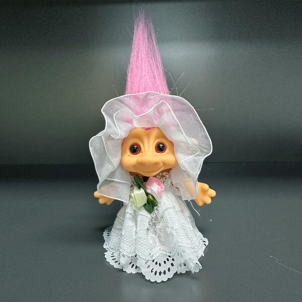 Yintlilocn Vintage Troll Doll – 7.5" White Retro Collectible with Soft Hair