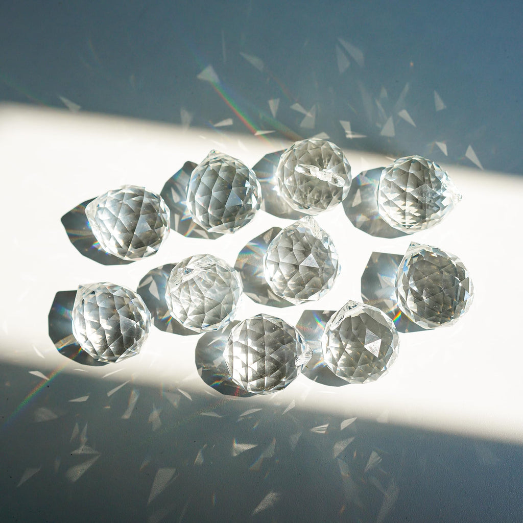 ZEERSHEE 30mm K9 Crystal Ball Prisms – 12-Pack of Clear Faceted Suncatchers for Weddings, DIY, and Home Decor